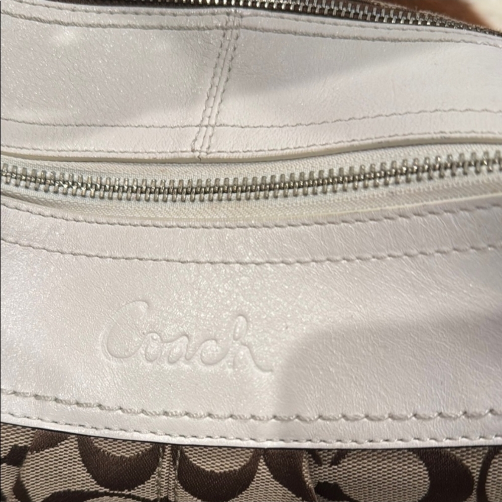 Coach Brown and White signature Monogram hobo Shoulder Bag - Picture 5 of 8